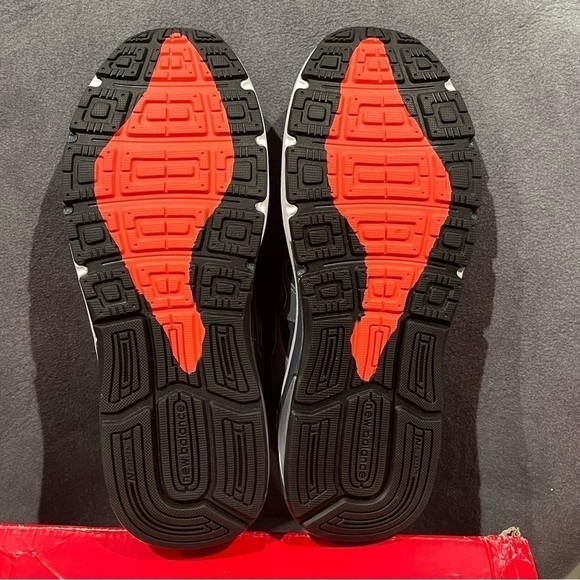 New Balance Women’s Running Shoes Size 9.5 - Picture 12 of 13